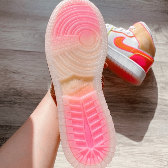 Nike Air Jordan AJ 1 mid glow - Picture 10 of 14